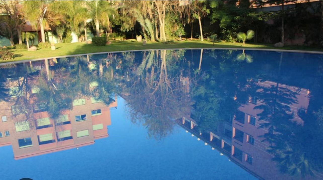 Logement De Luxe Avec Piscine, Hivernage Marrakesh Eksteriør billede